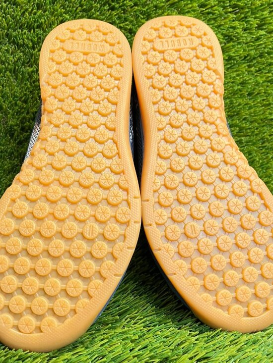 Nobull Dark Floral Gum Trainers Womens Size 8.5 Navy Blue Running Shoes Sneakers - Picture 7 of 10